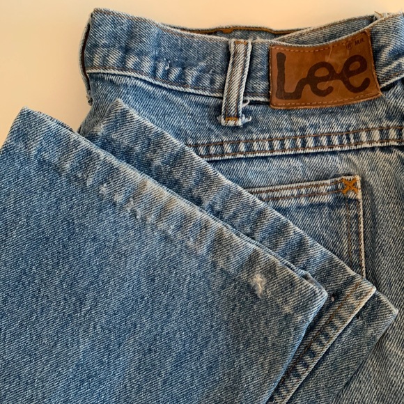 Vintage Lee High Waist Jeans - Picture 3 of 10